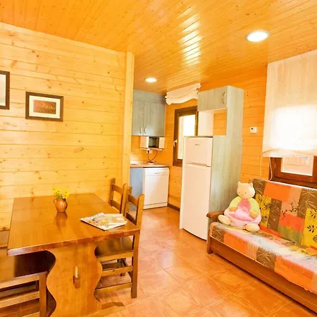 Bungalows La Borda D'Arnaldet Villanova Exterior photo