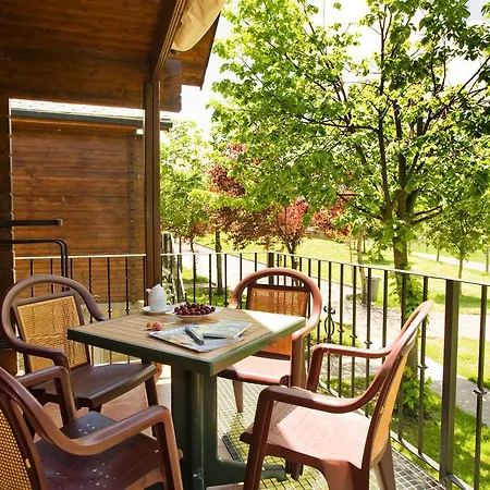 Bungalows La Borda D'Arnaldet Villanova Exterior photo